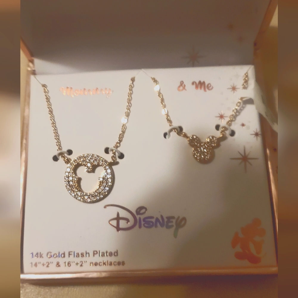2 DISNEY BOX SETS